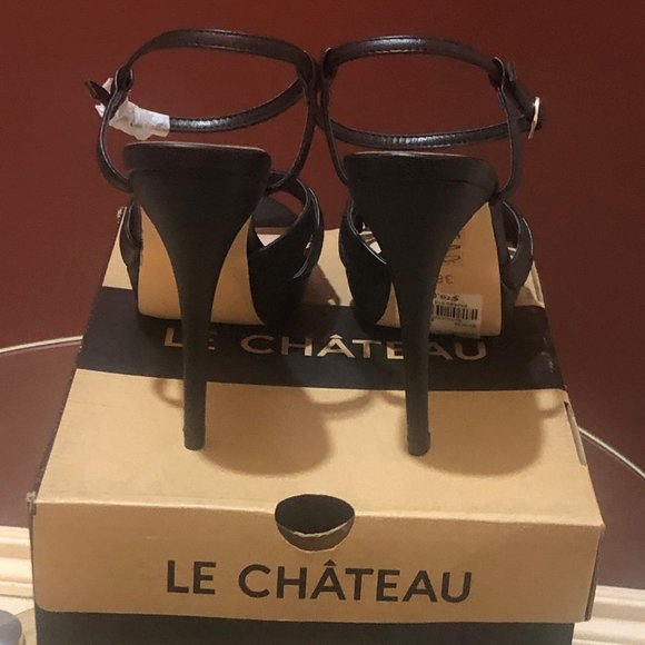 Brand New  Le Chateau  black heels sandals - Picture 4 of 7